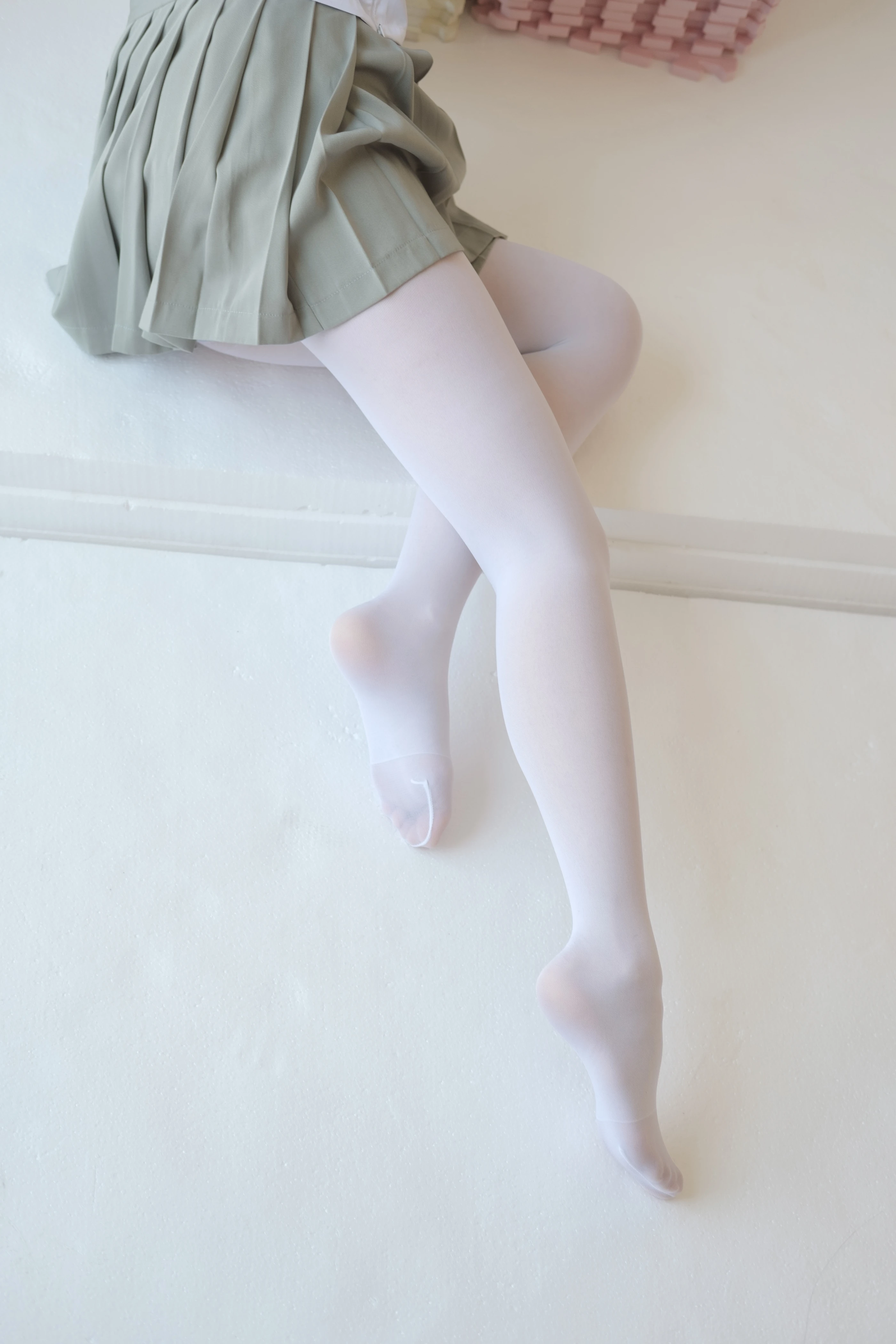 森萝财团 X-016 [136P 1V]插图1